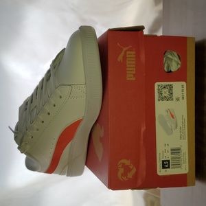 Puma white-firered- silver Womens 6.5 Vikky v3Lthr